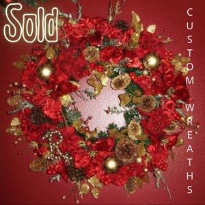 CUSTOM HOLIDAY WREATH WITH JINGLE BELL MONOGRAM